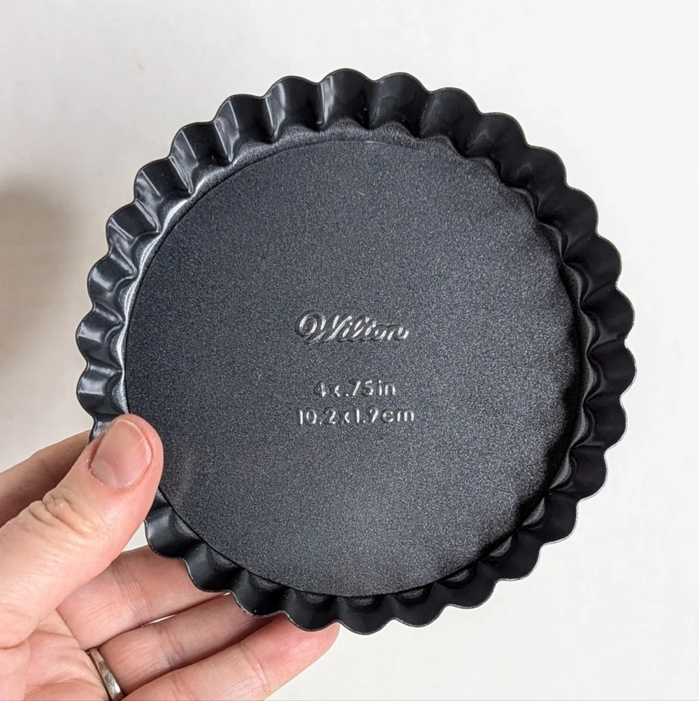 Wilton Tart Cake Quiche Flan Pan 4 Inch Non Stick Set 4 Bakeware